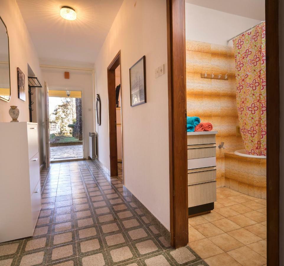 Apartment Villa Olga 波雷奇 外观 照片